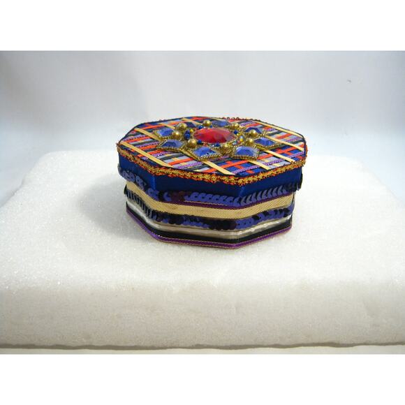 Keepsake Jewelry Prayer Box for Mementos Trinkets Jewelry Desk Items Potpourri - Picture 6 of 9